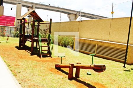 Apartamento para alugar com 34m², 1 quarto e sem vaga Apartamento para alugar com 34m², 1 quarto e sem vagaÁrea comum - Playground