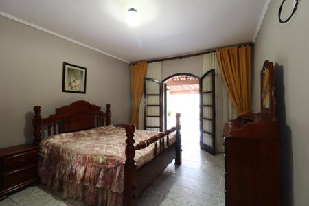 Casa à venda com 185m², 3 quartos e 2 vagasQuarto 3