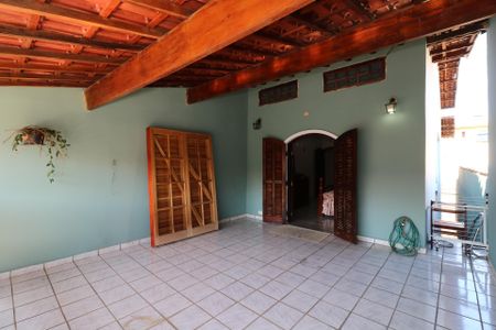 Casa à venda com 185m², 3 quartos e 2 vagasQuarto 3