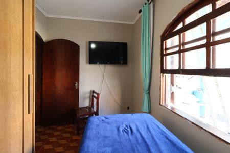 Casa à venda com 185m², 3 quartos e 2 vagasQuarto 1