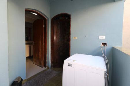 Casa à venda com 185m², 3 quartos e 2 vagasÁrea de Serviço