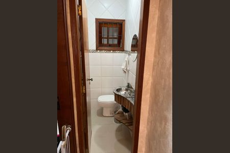 Casa de condomínio à venda com 123m², 3 quartos e 1 vaga