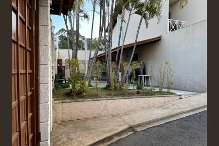 Casa de condomínio à venda com 123m², 3 quartos e 1 vaga