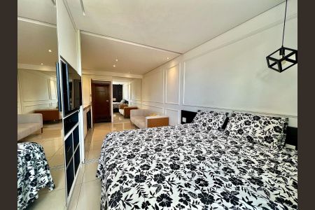 Studio para alugar com 35m², 1 quarto e 1 vaga Studio para alugar com 35m², 1 quarto e 1 vagaQuarto