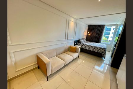 Studio para alugar com 35m², 1 quarto e 1 vaga Studio para alugar com 35m², 1 quarto e 1 vagaSala