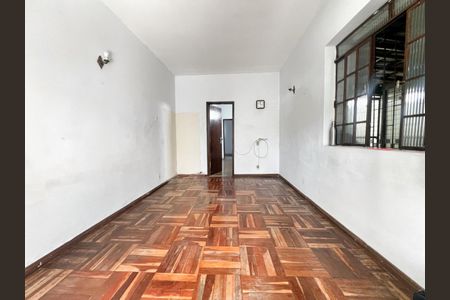 Casa à venda com 180m², 3 quartos e 1 vagaSala