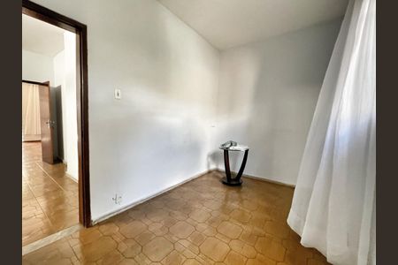 Casa à venda com 180m², 3 quartos e 1 vagaQuarto 2
