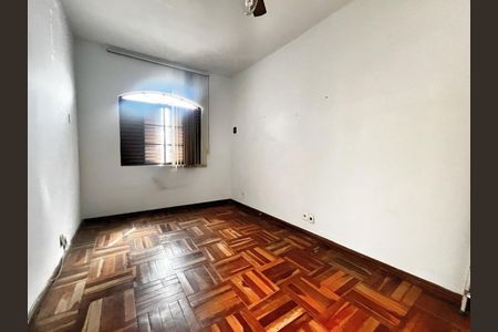 Casa à venda com 180m², 3 quartos e 1 vagaSala