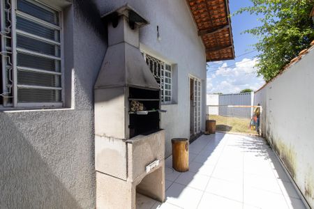 Casa à venda com 180m², 3 quartos e 2 vagas Casa à venda com 180m², 3 quartos e 2 vagasÁrea comum