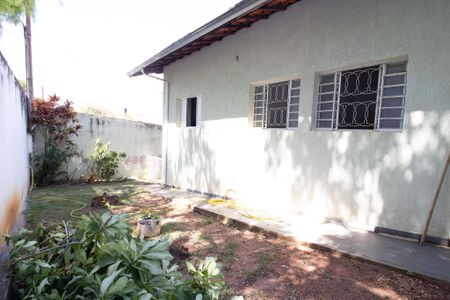 Casa à venda com 180m², 3 quartos e 2 vagas Casa à venda com 180m², 3 quartos e 2 vagasÁrea comum