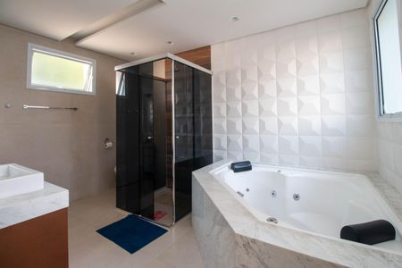 Casa à venda com 300m², 3 quartos e 3 vagas Casa à venda com 300m², 3 quartos e 3 vagasBanheiro