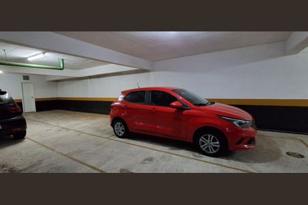 Apartamento à venda com 130m², 3 quartos e 3 vagas Apartamento à venda com 130m², 3 quartos e 3 vagasGaragem