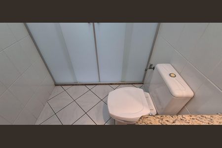 Apartamento à venda com 130m², 3 quartos e 3 vagas Apartamento à venda com 130m², 3 quartos e 3 vagasBanheiro Suíte 2