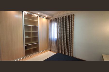 Apartamento à venda com 130m², 3 quartos e 3 vagas Apartamento à venda com 130m², 3 quartos e 3 vagasSuíte 2