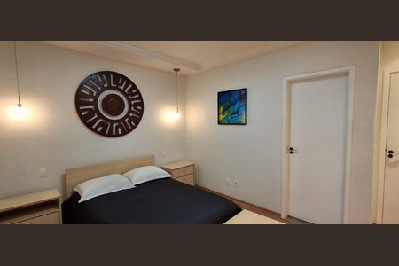 Apartamento à venda com 130m², 3 quartos e 3 vagas Apartamento à venda com 130m², 3 quartos e 3 vagasSuíte 2