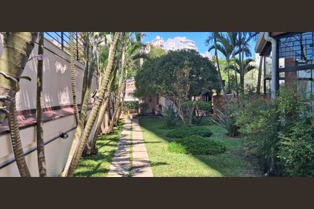 Apartamento à venda com 130m², 3 quartos e 3 vagas Apartamento à venda com 130m², 3 quartos e 3 vagasÁrea Comum