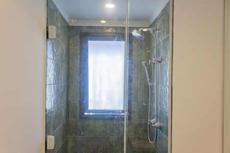 Apartamento à venda com 69m², 2 quartos e 1 vaga Apartamento à venda com 69m², 2 quartos e 1 vagaBanheiro da Suíte 1