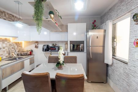 Casa de condomínio à venda com 90m², 3 quartos e 2 vagasCozinha