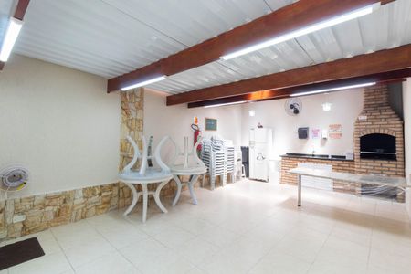 Casa de condomínio à venda com 90m², 3 quartos e 2 vagasÁrea comum - Salão de festas