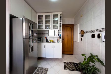 Apartamento à venda com 118m², 3 quartos e 2 vagas Apartamento à venda com 118m², 3 quartos e 2 vagasCozinha