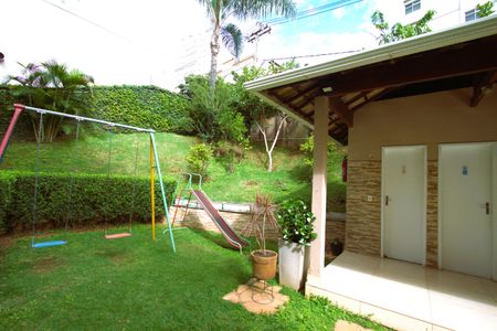 Apartamento à venda com 85m², 4 quartos e 2 vagasÁrea comum - Playground