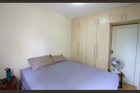 Apartamento à venda com 85m², 4 quartos e 2 vagasQuarto 3