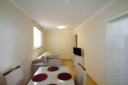 Apartamento à venda com 85m², 4 quartos e 2 vagasSala