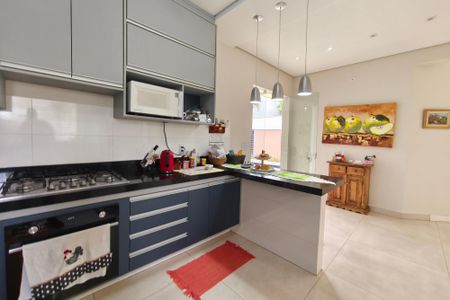 Casa de condomínio à venda com 280m², 3 quartos e 4 vagasCozinha