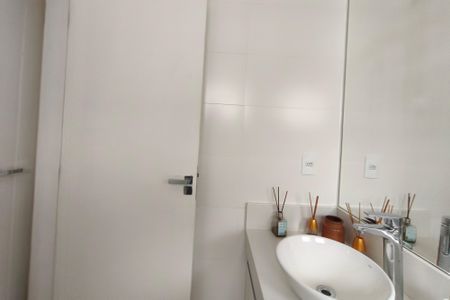 Casa de condomínio à venda com 280m², 3 quartos e 4 vagasBanheiro Suíte 3