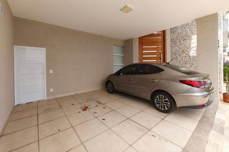 Casa de condomínio à venda com 280m², 3 quartos e 4 vagasGaragem