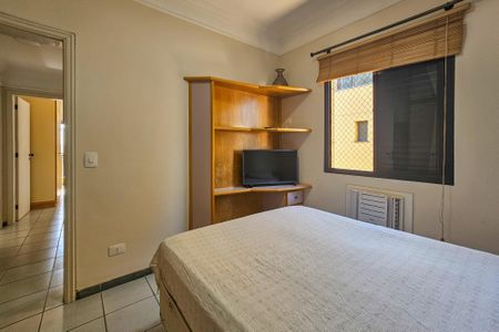 Apartamento para alugar com 240m², 2 quartos e 3 vagasQuarto