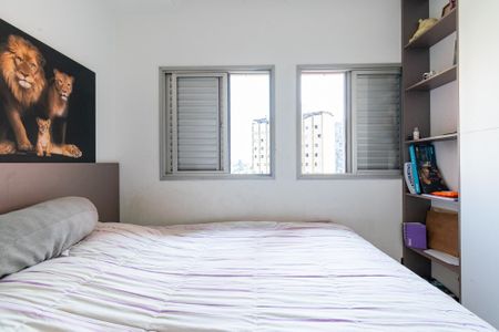 Apartamento à venda com 75m², 3 quartos e 2 vagasQuarto 3