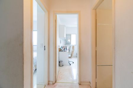 Apartamento à venda com 75m², 3 quartos e 2 vagasCorredor