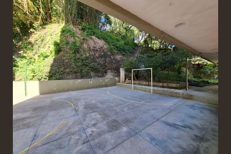 Apartamento à venda com 118m², 3 quartos e 2 vagas Apartamento à venda com 118m², 3 quartos e 2 vagasQuadra esportiva