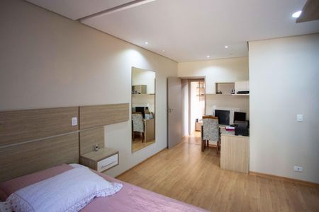 Casa à venda com 152m², 3 quartos e 2 vagasQuarto Suite 1