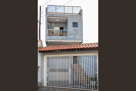 Casa à venda com 152m², 3 quartos e 2 vagasFachada