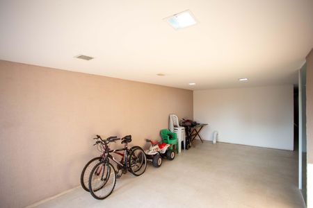 Casa à venda com 152m², 3 quartos e 2 vagasÁrea comum - Salão de festas