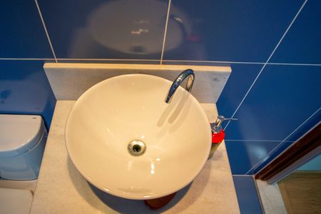 Casa à venda com 152m², 3 quartos e 2 vagasBanheiro da Suíte 2