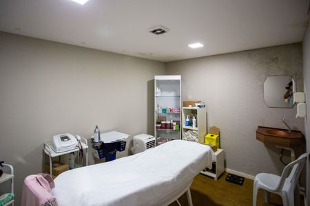 Casa à venda com 152m², 3 quartos e 2 vagasQuarto de Serviço