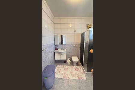 Casa à venda com 128m², 4 quartos e 4 vagasBanheiro da Suíte 1