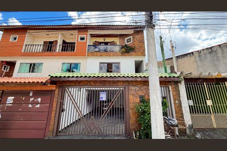 Casa à venda com 128m², 4 quartos e 4 vagasFachada