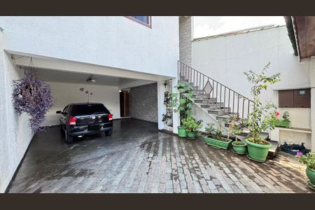 Casa à venda com 128m², 4 quartos e 4 vagasGaragem