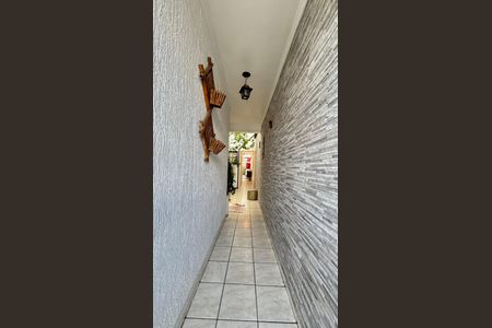 Casa à venda com 128m², 4 quartos e 4 vagasCorredor