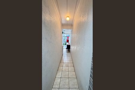 Casa à venda com 128m², 4 quartos e 4 vagasCorredor