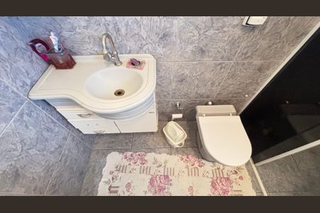 Casa à venda com 128m², 4 quartos e 4 vagasBanheiro da Suíte 1