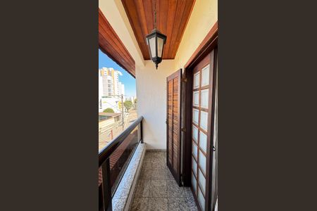 Casa à venda com 128m², 4 quartos e 4 vagasSuite 1 Varanda