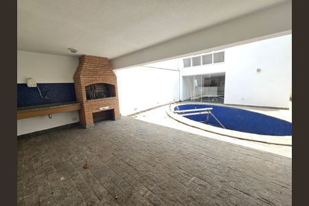 Casa à venda com 450m², 5 quartos e 5 vagasÁrea comum - Piscina