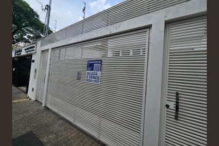 Casa à venda com 450m², 5 quartos e 5 vagasPlaca