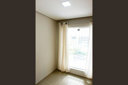 Casa à venda com 450m², 6 quartos e 4 vagas Casa à venda com 450m², 6 quartos e 4 vagasQuarto 1