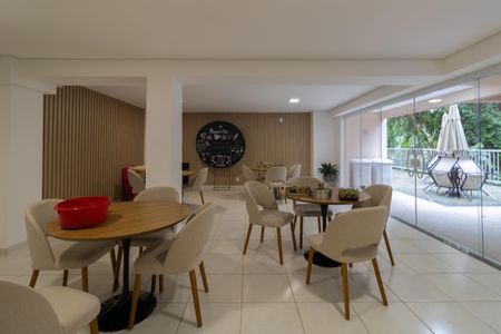 Apartamento à venda com 48m², 2 quartos e 1 vaga Apartamento à venda com 48m², 2 quartos e 1 vagaÁrea comum - Salão de festas